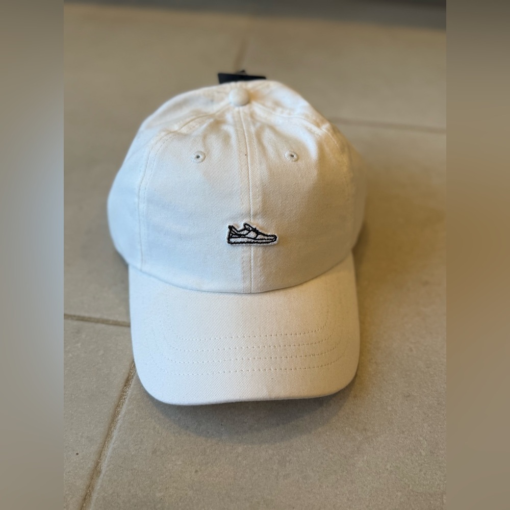 Sneaker baseball cap